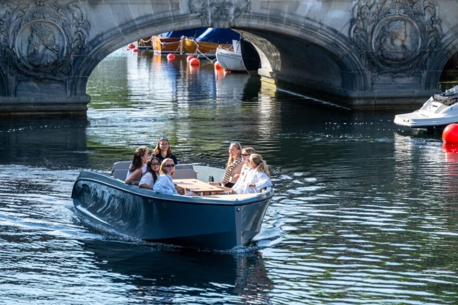 Copenhagen: 1,2,3,4,5-Hour Private Boat Tour with Captain - Departure Point at Islands Brygge 10