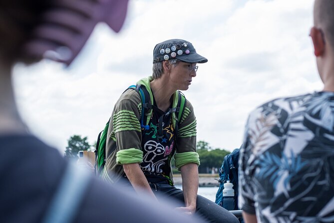 Copenhagen 3 Hour Private Bike Tour with local Guide - Exploring the Historic Christiansborg Slot