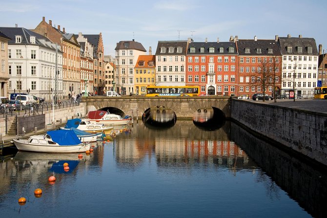 Copenhagen Private Transfer from Copenhagen city centre to Copenhagen airport - Comfort and Vehicle Options for Your Transfer