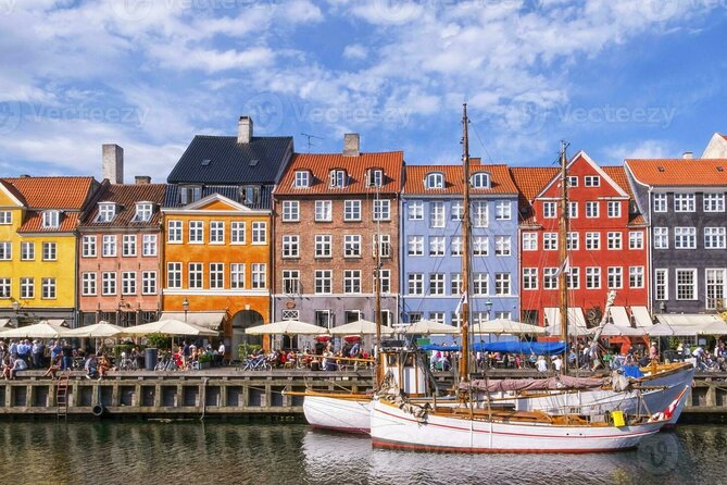 Copenhagen Private Walking Tour - Discover Nyhavn, the Heart of Copenhagen’s Waterfront