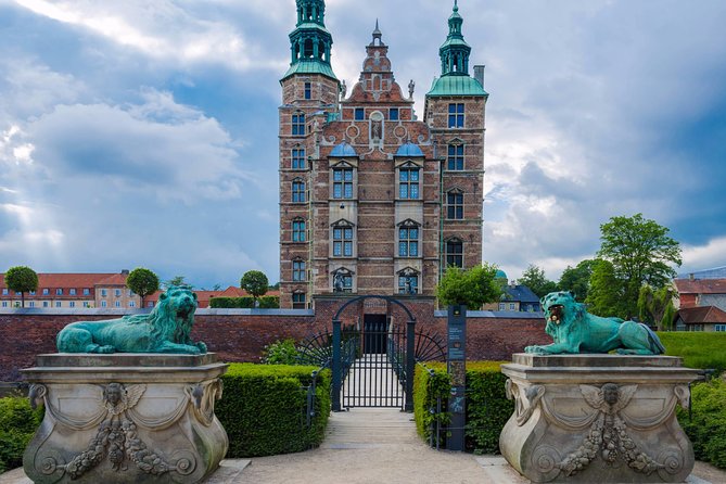 Copenhagen Walking Tour: Highlights and Hygge w/Lunch - The Enchanting World of The Little Mermaid