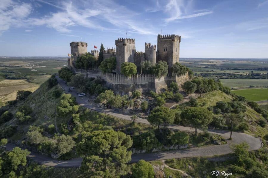 Córdoba: Almodóvar del Río Castle Exclusive Private Tour - Uncover the Hidden Charm of Almodóvar del Río Castle with a Private Guide