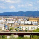 Cordoba: Old Town Private Walking Tour - Visiting Córdoba’s Roman Bridge and the Guadalquivir River