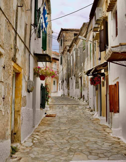 Corfu behind the scenes - A Journey Through South Corfu - Starting Point at The Douglas Obelisk
