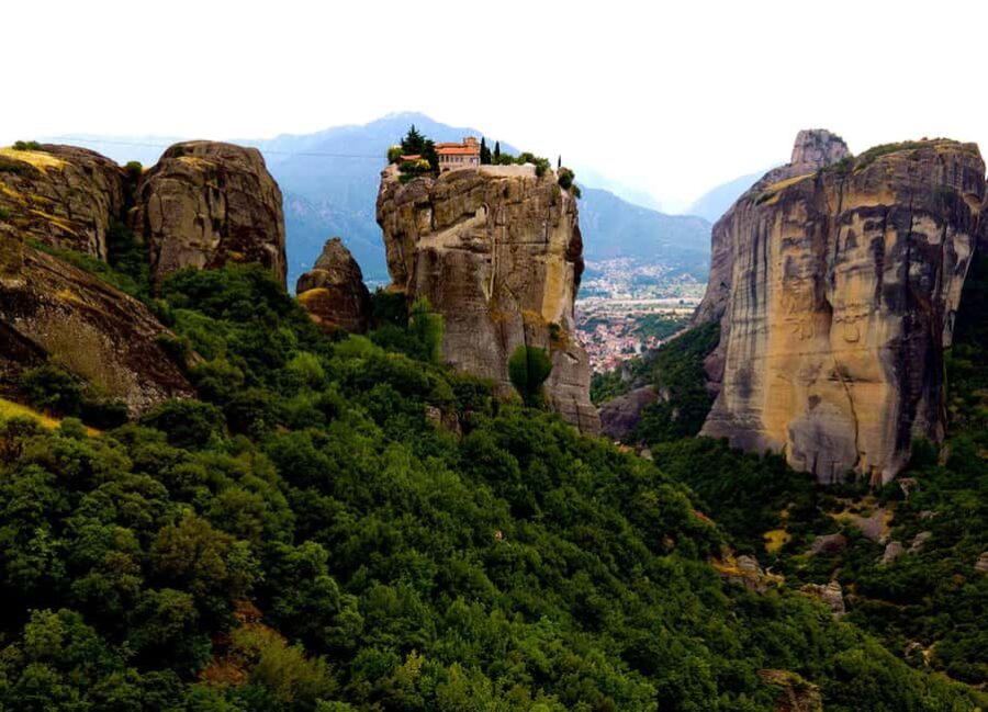 Corfu: Meteora Monastery Day Trip with Lunch & Ferry - From San Rocco Square to the Rock Formations of Meteora