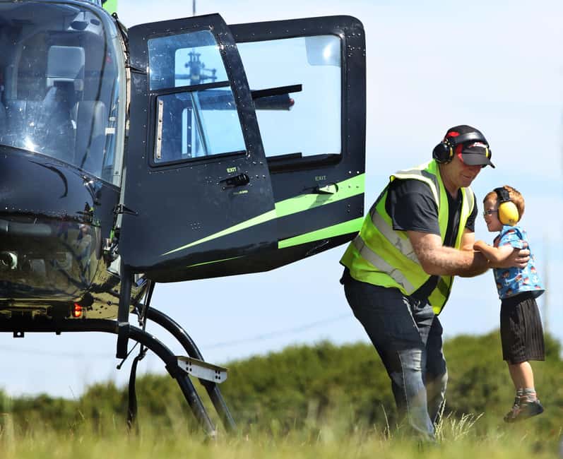 Cornwall: Helicopter Flight over Perranporth Beach - The helicopter models and weight limits