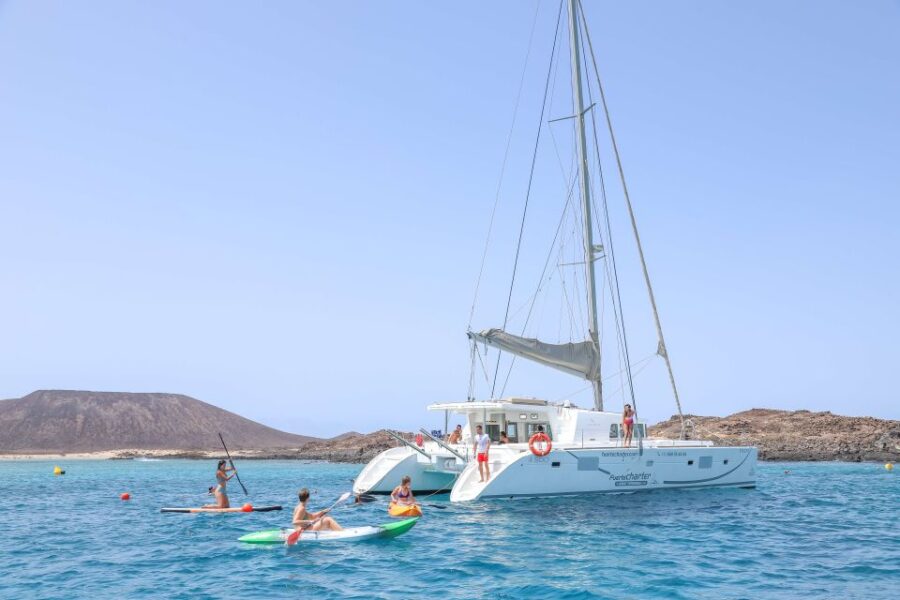 Corralejo: Adults-Only Catamaran Day Trip to Lobos Island - Water Activities at La Concha Beach