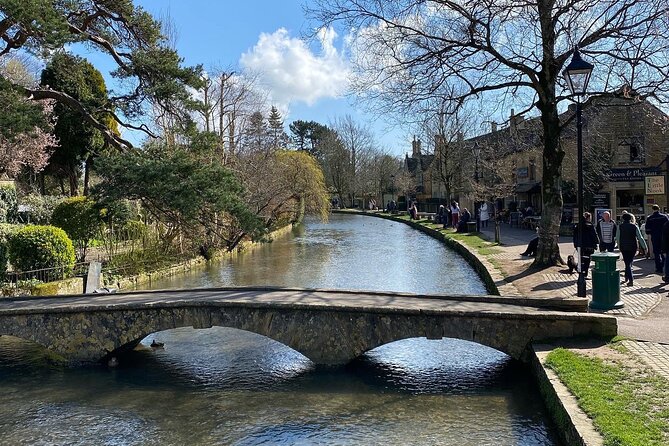 Cotswold Village Private Day Trip from Bath - Exploring Castle Combe: One of England’s prettiest villages
