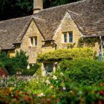 Cotswolds Village Private Car Tour and Photoshoot - Explore Bourton-on-the-Water as the Starting Point