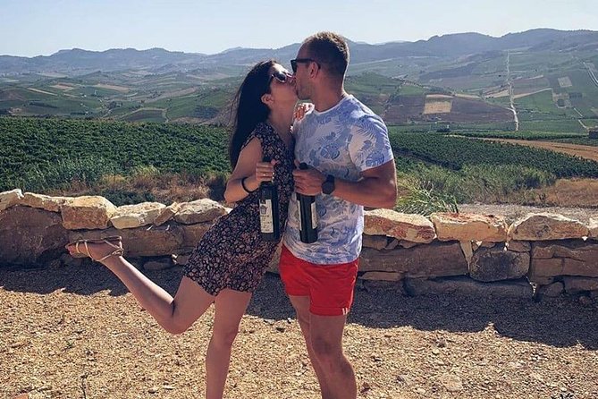 Create a Personal Wine Blend - Creating Your Unique Wine Blend with Expert Guidance