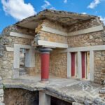 Crete: Knossos Palace and Archaeological Museum Tour - Discovering the Palace of Knossos