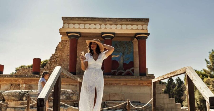 Crete: Knossos Palace and Museum E-Tickets with Audio Guides - Uncovering Crete’s Art and Artifacts at the Heraklion Museum