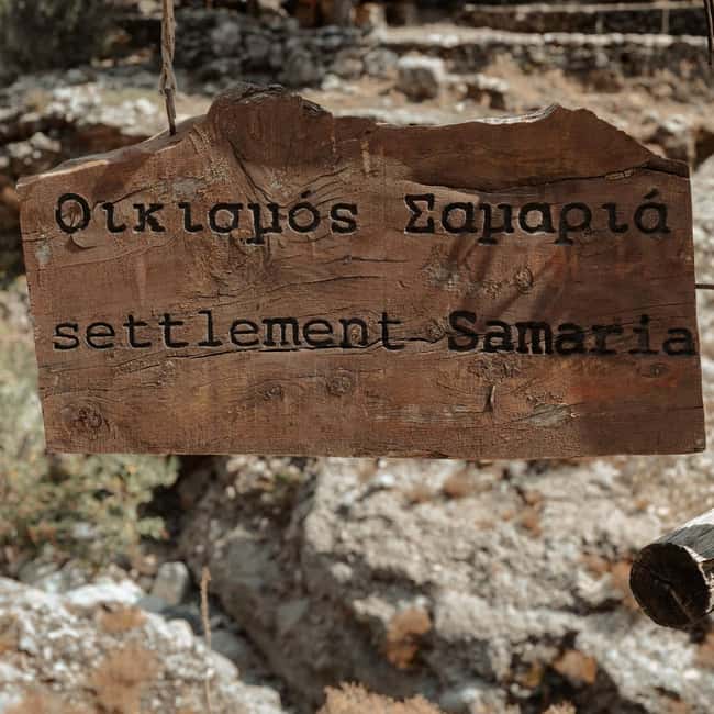 Crete: Samaria Gorge Hike with Agia Roumeli Beach Time - Traversing the Dramatic Landscape of Samaria Gorge