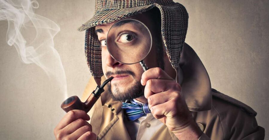 Crime Challenge Málaga - Your Sightseeing Investigation - Starting Point Next to the Plaza de la Constitución Fountain