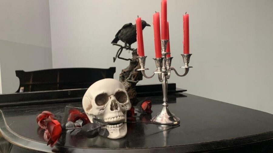 Crimes & Mysteries - Visiting Clérigos Church and the City Prison