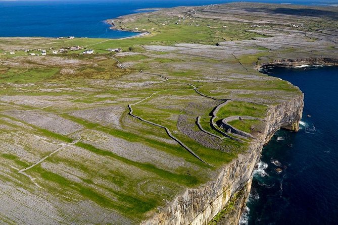 Cycling Inishmore Island. Aran Islands. Self-guided. Full day. - Choosing from a Range of Bikes, Including Electric Options