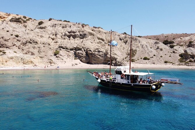 Daily Cruise - Koufonissia & Rina Cave - First Stop at Kato Koufonissi: Swimming in Turquoise Waters