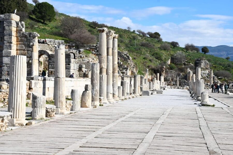 Daily Ephesus&Pamukkale Tour from Istanbul by Return Flight - Starting Early with Flights from Istanbul to Izmir