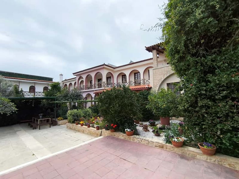 Daily Tour on Aegina sights by SUV and swimming in the sea - Scenic Hiking and Panoramic Views from Paleochora