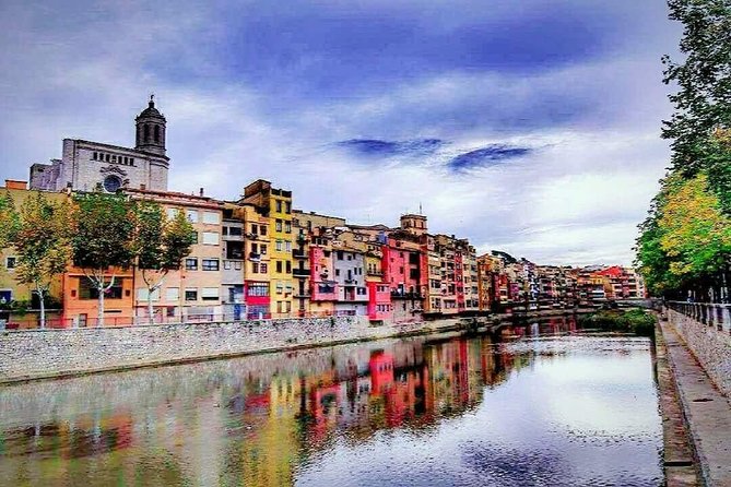 Dalí Theatre-Museum and Girona City Small Group from Girona - The Guides and Their Expertise