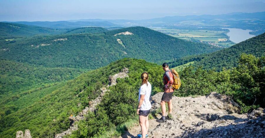 Danube Bend: Full-Day Hiking Tour from Budapest - Challenging Climb at the Start: The Steep Ascent from Dömös