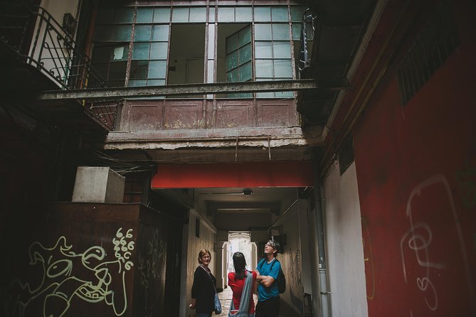 Darkside Tour of Bucharest - small group - Exploring Bucharest’s Dark Past at Bellu Cemetery