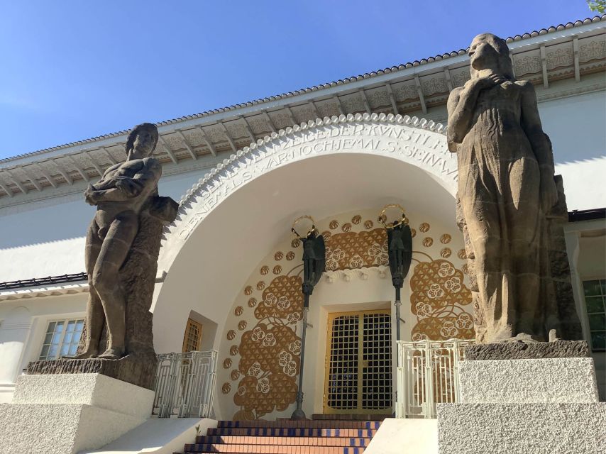 Darmstadt: Mathildenhöhe UNESCO Site Guided Visit - The Significance of the Mathildenhöhe Ensemble