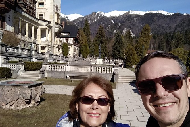 Day Trip from Bucharest to Dracula Castle, Brasov and Peles Castle Sinaia - Exploring Peles Castle in the Carpathian Mountains