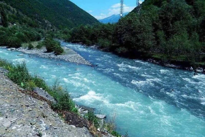 Day Trip to Mount Kazbegi and Gudauri with Licensed Guide - Convenient Starting Point in Old Tbilisi
