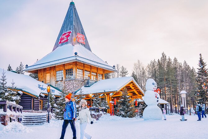 Day trip to Santa Claus Village from Levi - Snowman World and Ice Activities