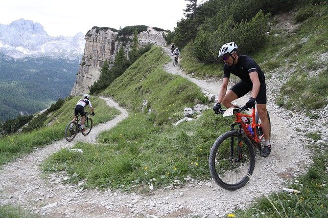 Day with Private Bicycle Guide in Cortina d'Ampezzo - Variety of Trails for All Levels
