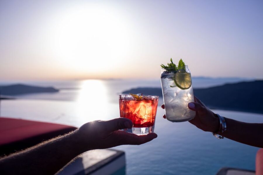 Daybed Relaxation with infinity pool use with caldera views - The Unique Setting at White Pearl Cavalieri
