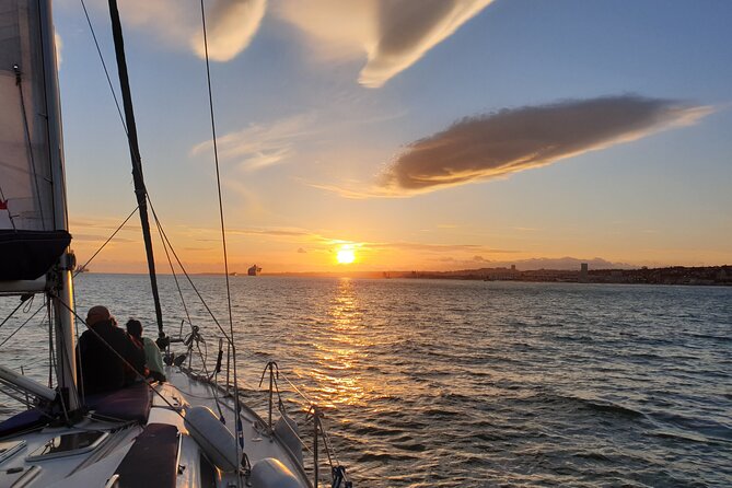 Daytime/Lisbon Sunset Boat with history and wine (small group) - Highlights of Lisbon’s Waterfront from the Boat