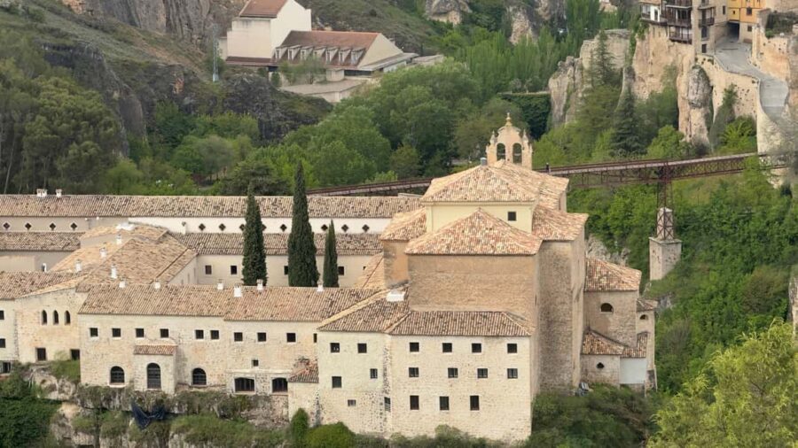 Daytime wonder: a guided walking tour through the medieval and baroque Cuenca - The Hanging Houses and the San Pablo Bridge