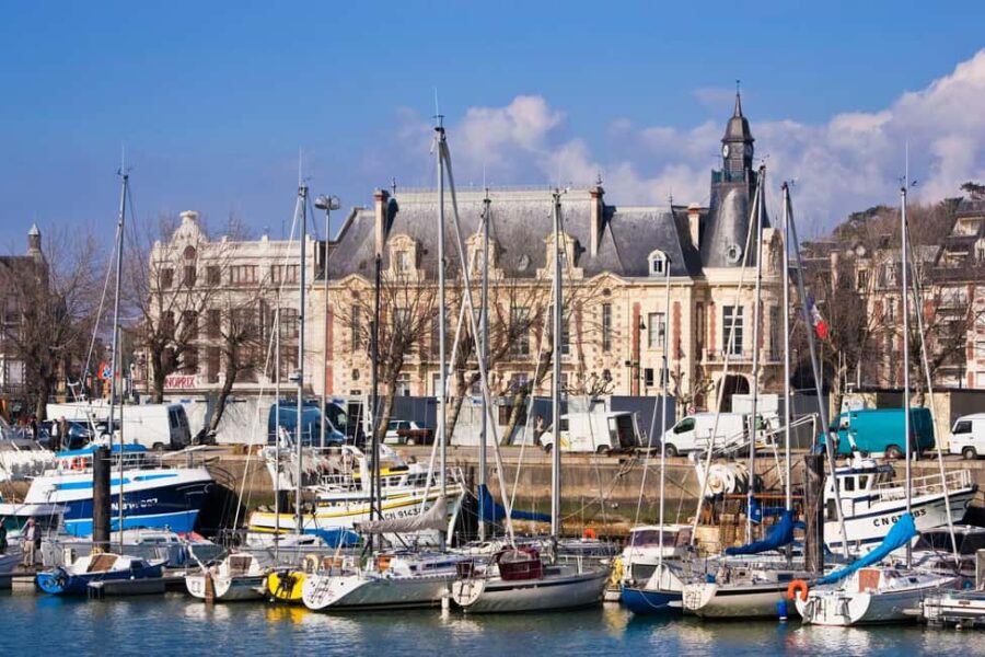 Deauville Rouen Honfleur: private round tour from Le Havre - Convenient Pickup and Drop-off at Le Havre Port