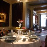 Delft: Canal House Museum 'Paul Tetar van Elven' Ticket - Admiring the Art and Antiques Collection