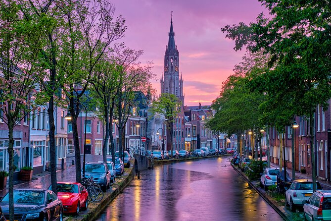 Delft: City Walk with Audio Guide in 7 Languages on your Phone - The Experience at the Nieuwe Kerk and Royal Highlights
