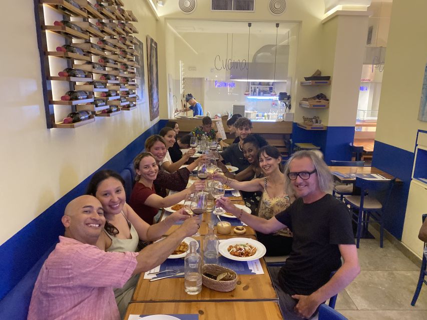 Delicious Roman dinner & Juicy Roman history - Exploring the Pantheon’s Ancient Majesty