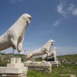 Delos Island: Private Guided Tour with Certified Local Guide - Exploring the Ancient Ruins of Delos