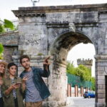 Derry: City Walking Tour & Exploration Game - Exploring Derrys Landmarks Through the App