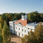 Dessau: Bicycle Tour Bauhaus  Junkers  Gartenreich - Starting Point: Meeting at the Tourist Information for Your Bike