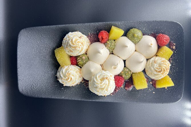 Dinner Show Opera Bel Canto Neuilly sur Seine - Porte Maillot - The Setting of Bel Canto Neuilly and Its Historical Charm