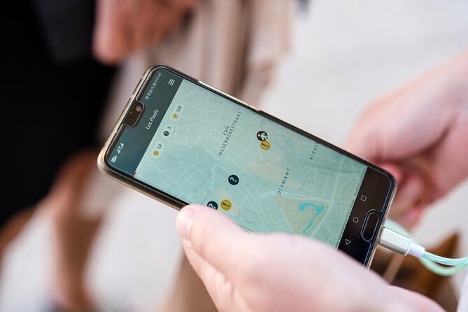 Discover Bruges while playing! Escape game - The Walter case - Starting Point at Hoogstraat in Bruges