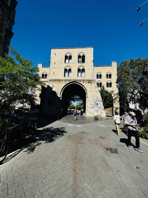 Discover Cologne`s Urban District EIGELSTEIN Walking Tour - Discovering the Eigelstein Neighborhood’s Hidden Past