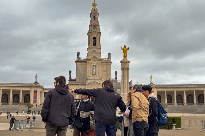 Discover Fátima: Half-Day Small-Group Tour from Lisbon - Pickup and Transportation in Comfort and Style