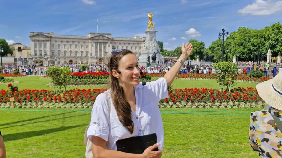 Discover London: A Private Tour with a Qualified Guide - Exploring Westminster’s Iconic Landmarks