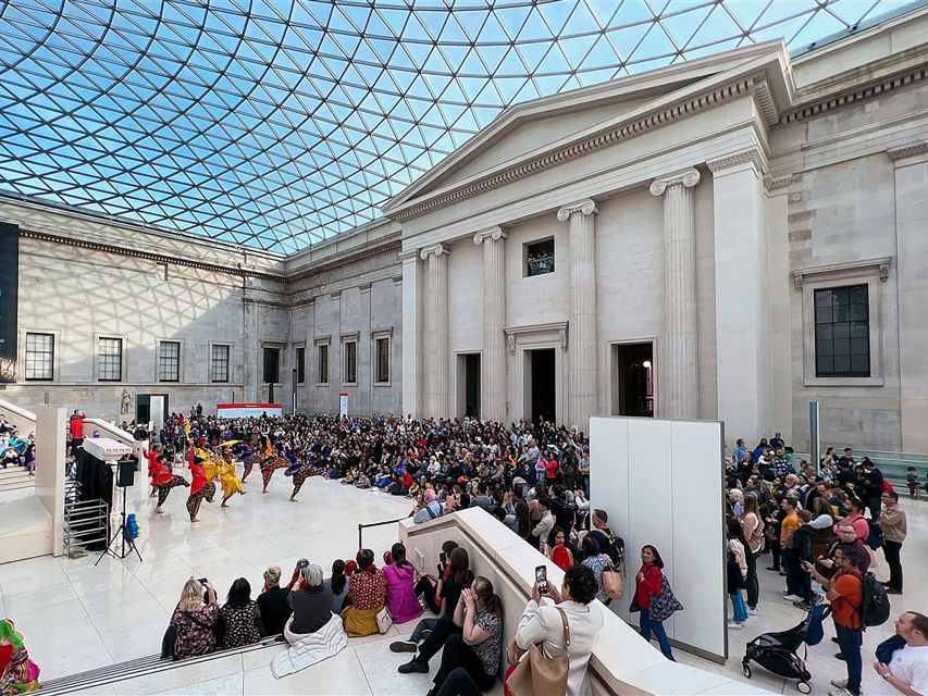 Discover Rosetta Stone, Parthenon Marbles at British Museum - The British Museum’s Grand Entrance and Architecture