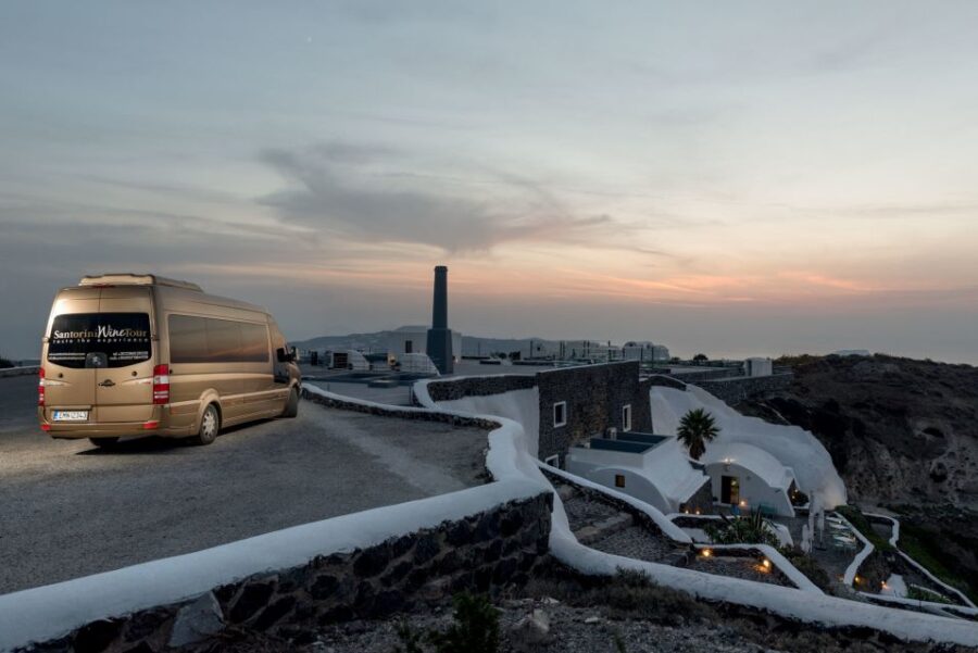 Discover Santorini: Prehistoric Akrotiri & Winery Tour - Starting with the Prehistoric Town of Akrotiri