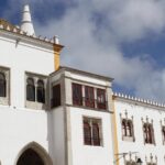 Discover Sintra and Cascais by comfy van - Private Full Day Tour - Lunch at a Unique Venue with Great Value