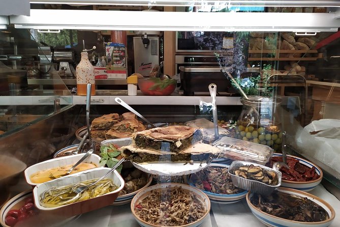 DISCOVER SORRENTO, food &Walking tour . Lemons-cheese&olive oil - From the Old Town to the Lemon Grove